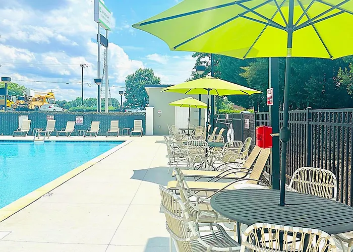 Wyndham Garden Greensboro