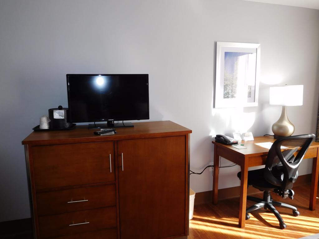 Wyndham Garden Hotel 3*