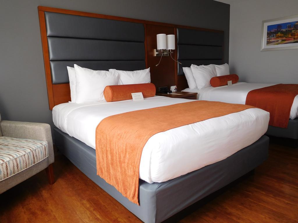 Hotel Wyndham Garden Greensboro