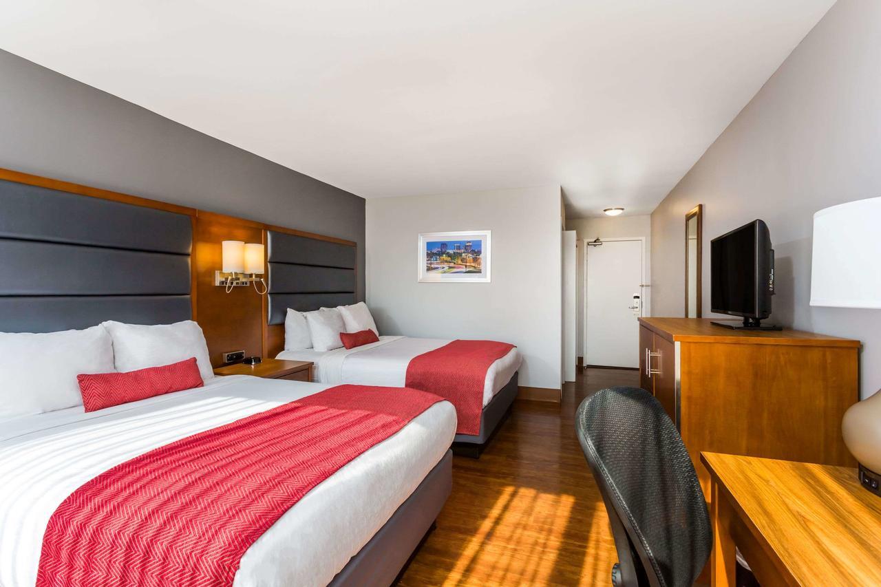Wyndham Garden Hotel